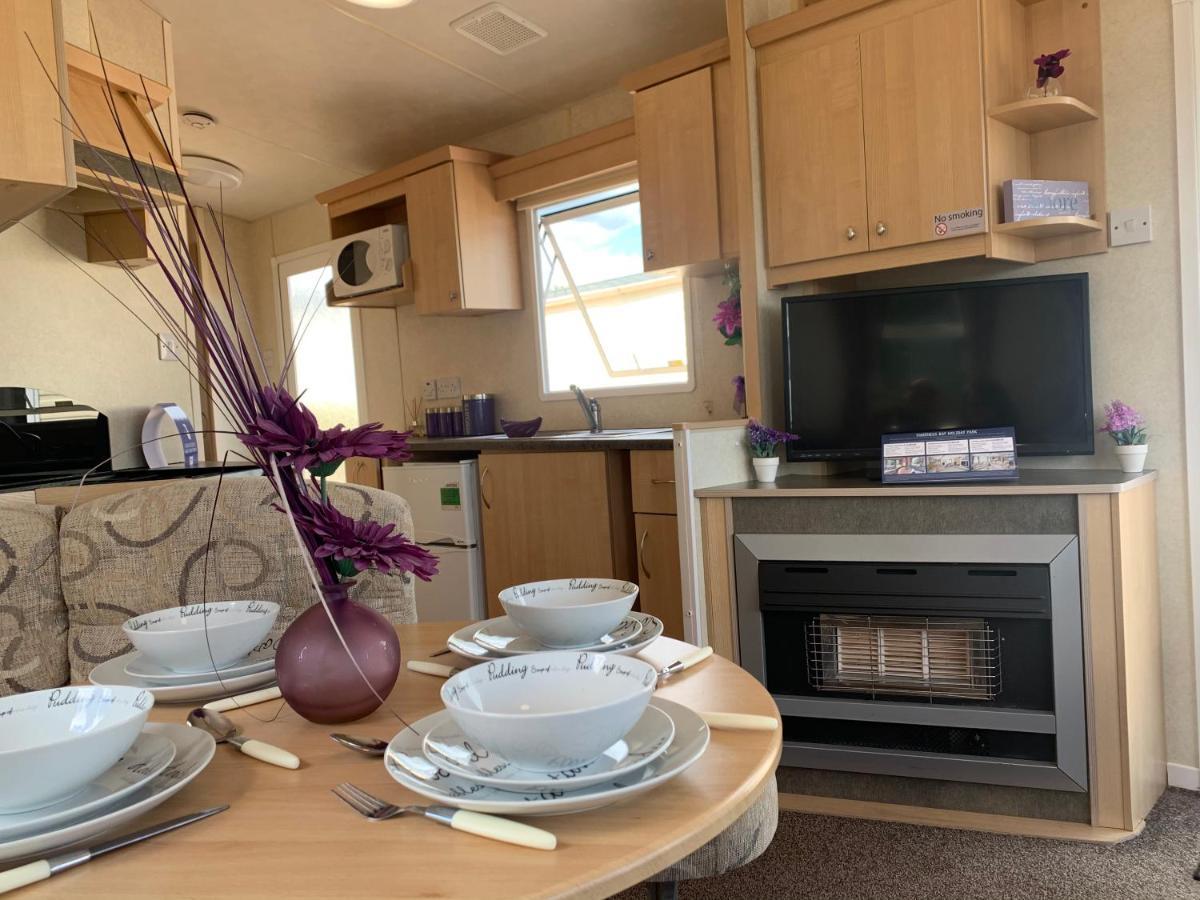 Family Holiday Home - Thorness Bay - Wifi Porchfield  Εξωτερικό φωτογραφία